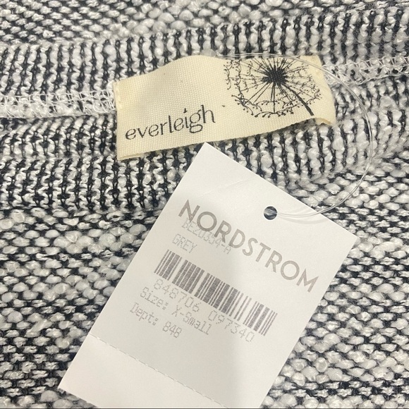 NWT EVERLEIGH Textured Sweatshirt In Grey Crew Neck Long Sleeves Unlined Size XS - Picture 2 of 4